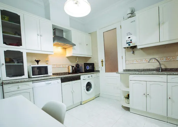 公寓 Centrico Junto Estacion Tren Y Autobus 圣塞瓦斯蒂安