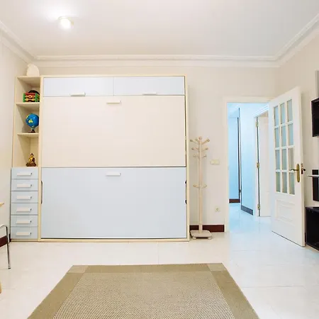 Centrico Junto Estacion Tren Y Autobus * San Sebastián